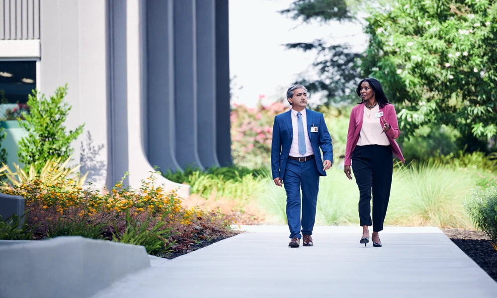Key Factors That Influence Moving from Entry-Level Roles to Leadership Positions